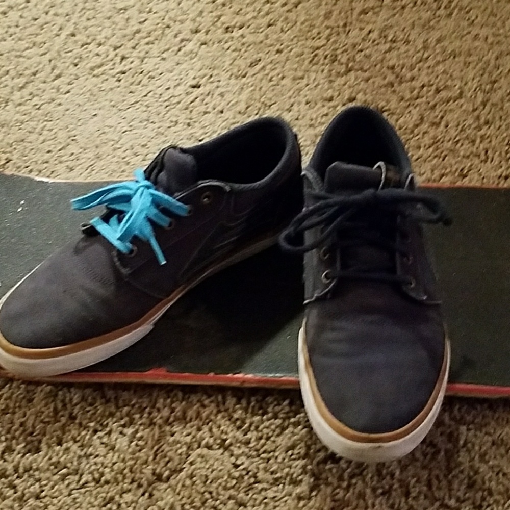 Men's lakai skateboarding shoes
